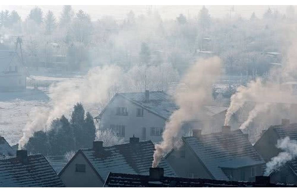 Foto: SHMÚ opätovne vydal upozornenie na zvýšenú koncentráciu smogu v Prešove a okolí