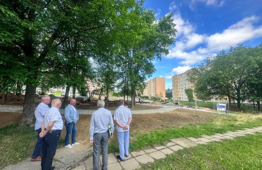 FOTO: Stavenisko revitalizácie sídliska Družba v Bardejove bolo prevzané. Projekt by mal byť hotový do konca roka