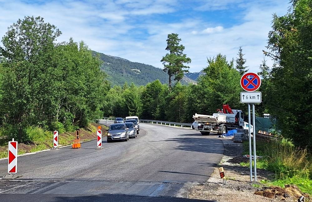 Foto: Neohľaduplní vodiči nerešpektujú prebiehajúcu rekonštrukciu na Ceste Slobody