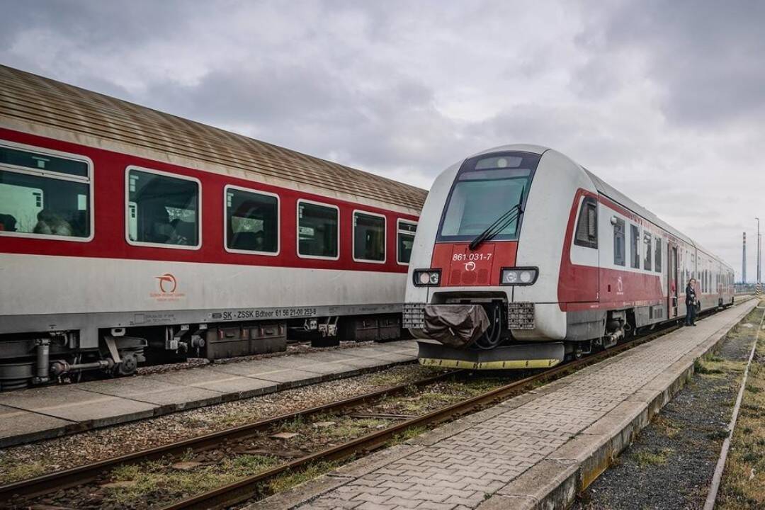 Foto: Cez víkend budú vypravené posilové vlaky. V úseku Strážske – Humenné prebieha aj naďalej výluka