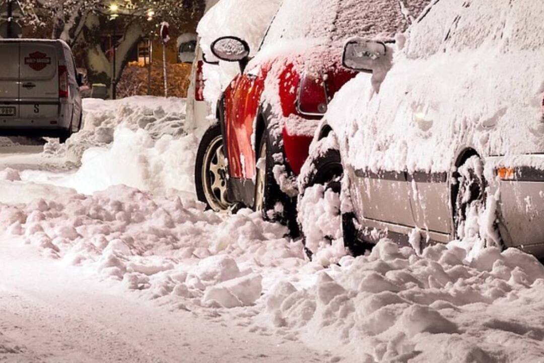 Foto: Na cestách Prešovského kraja zvýšte opatrnosť: Snehová vrstva môže komplikovať dopravnú situáciu