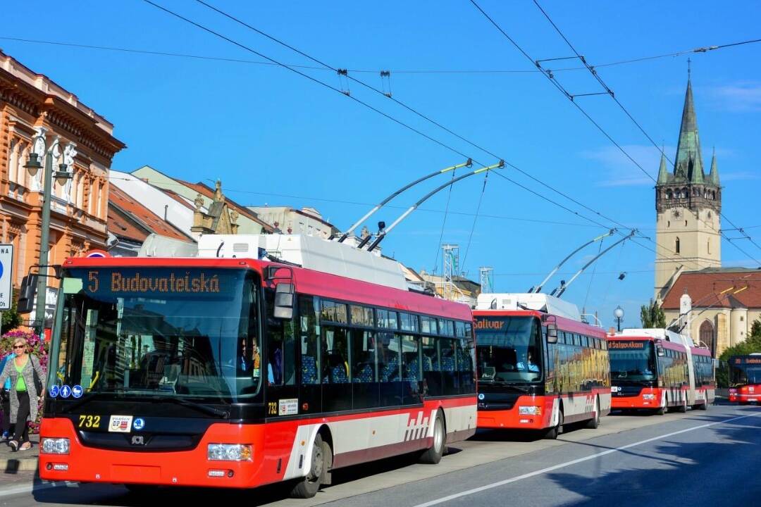 Foto: Dopravný podnik mesta Prešov ruší spoje a bojuje s nedostatkom vodičov. Čo im ponúka?