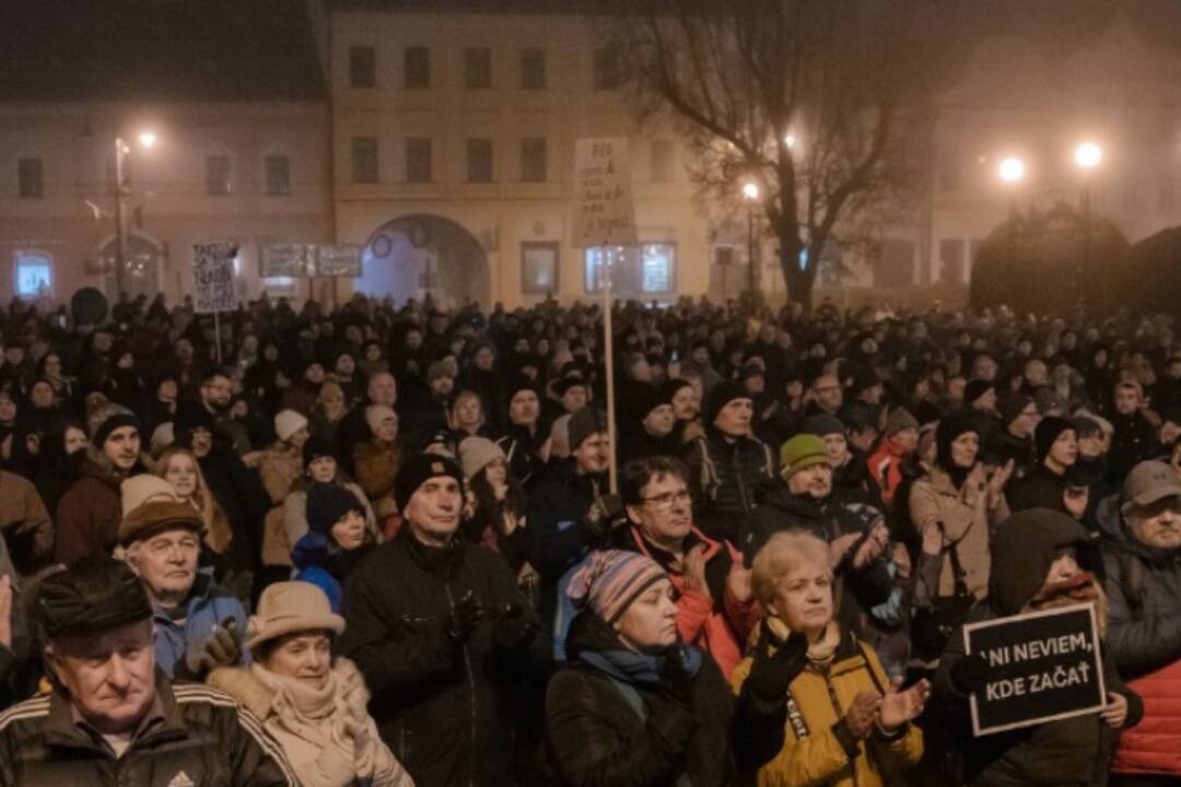 Foto: Opozičné protesty pokračujú: Účastníci sa opäť stretnú aj v Prešove a Poprade