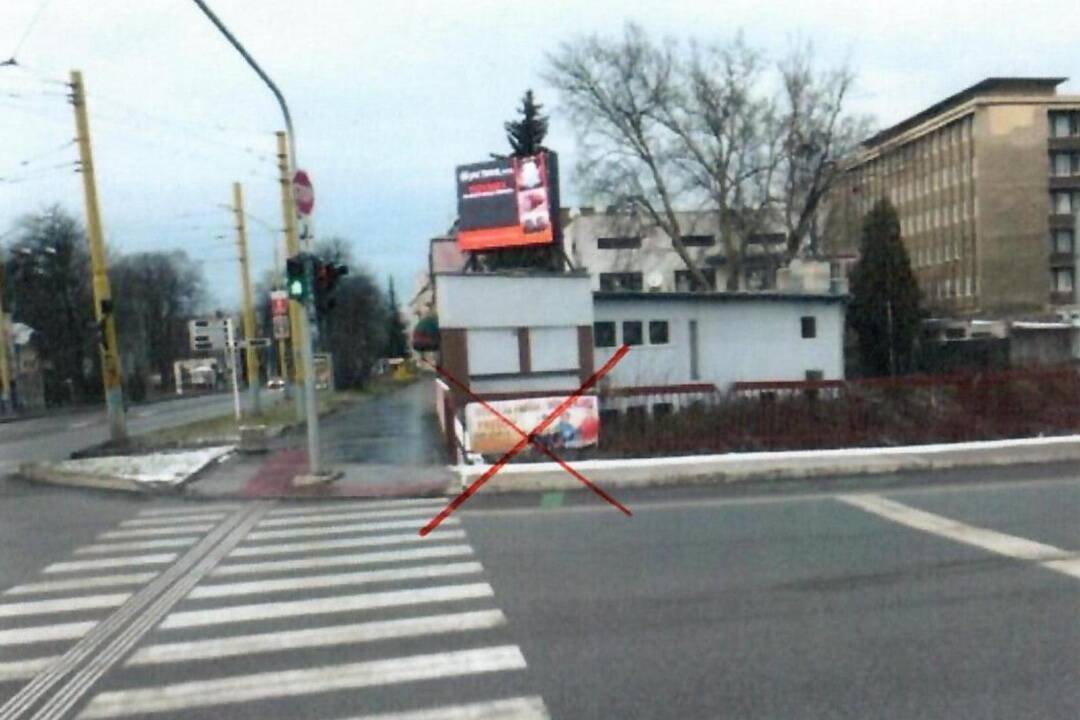 Foto: Mesto Prešov pripomína zákaz umiestňovania nelegálnych reklamných bannerov a plagátov