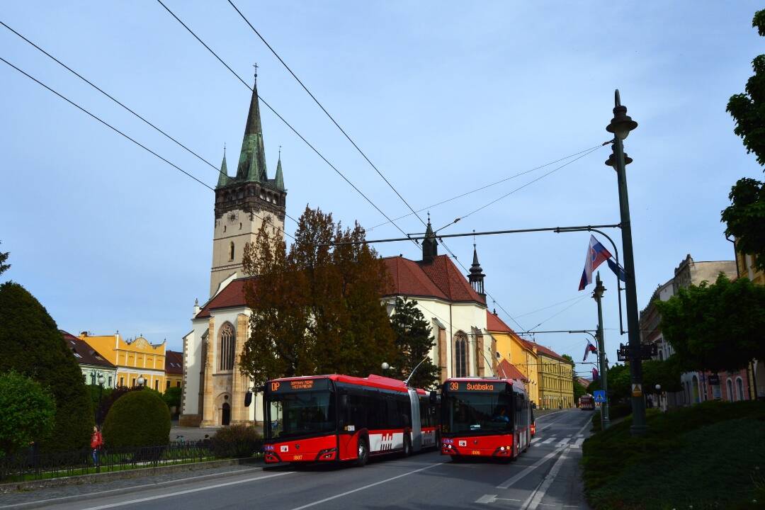 FOTO: V uliciach Prešova už môžete stretnúť nové parciálne trolejbusy