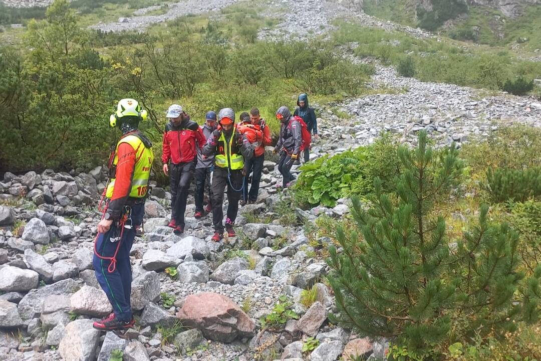 Vo Vysokých Tatrách potreboval pomoc horolezec: Po páde bol v bezvedomí, poranil si hlavu a ruku