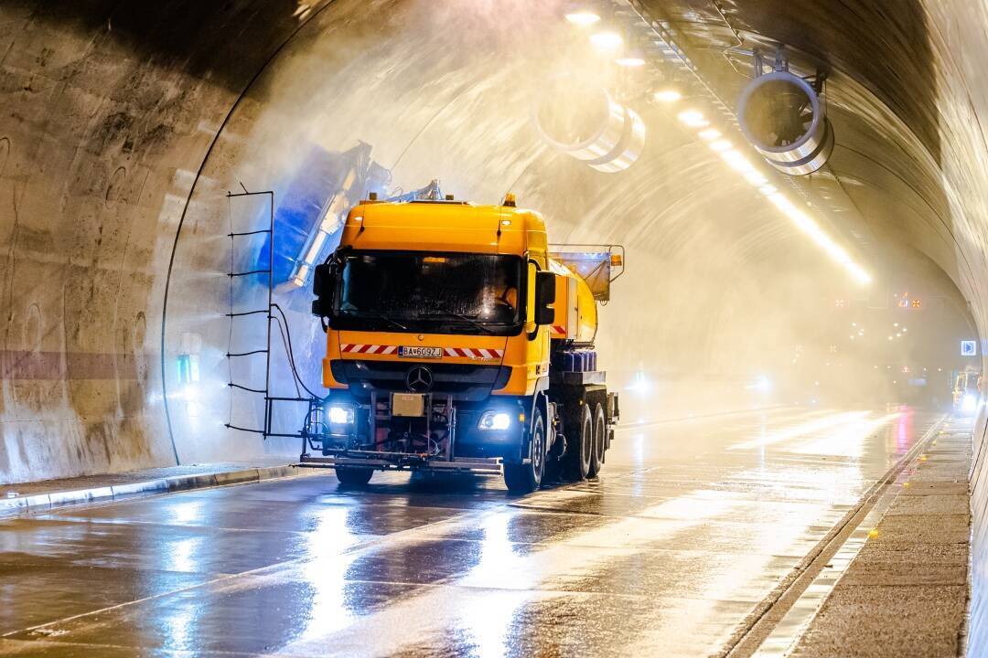 Foto: NDS uzavrie pre údržbu diaľničné tunely. Týka sa to aj týchto v Prešovskom kraji