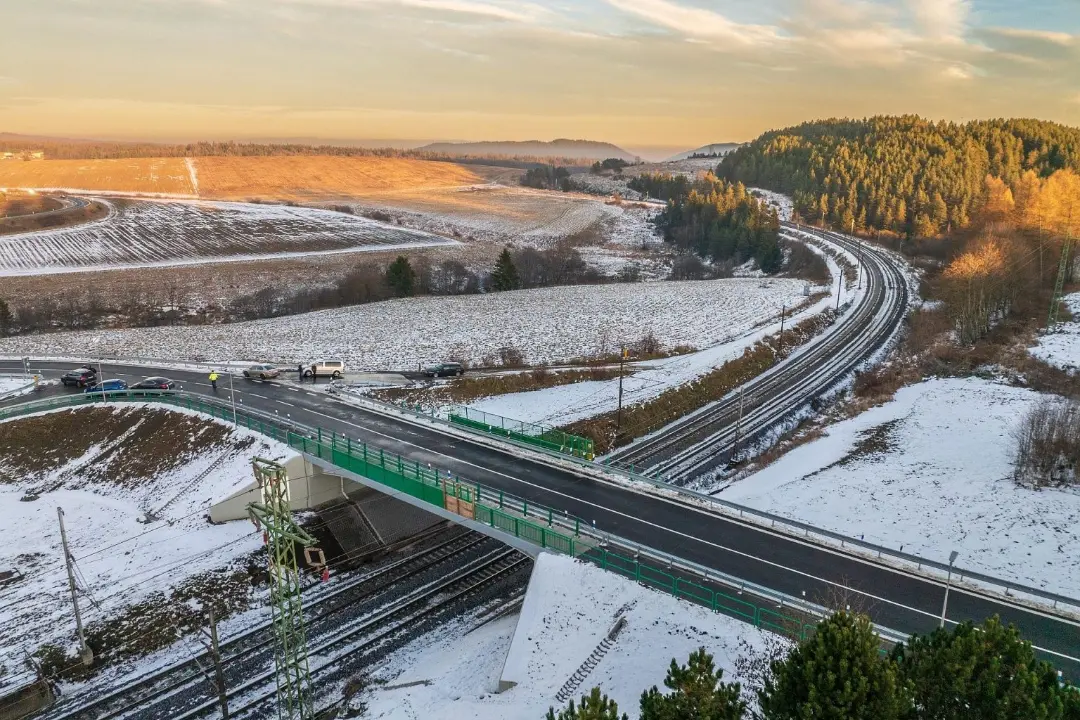 Foto: Pod Tatrami vás po deviatich mesiacoch čaká novinka: Štrbu a Svit už spája most za 3,3 milióna eur