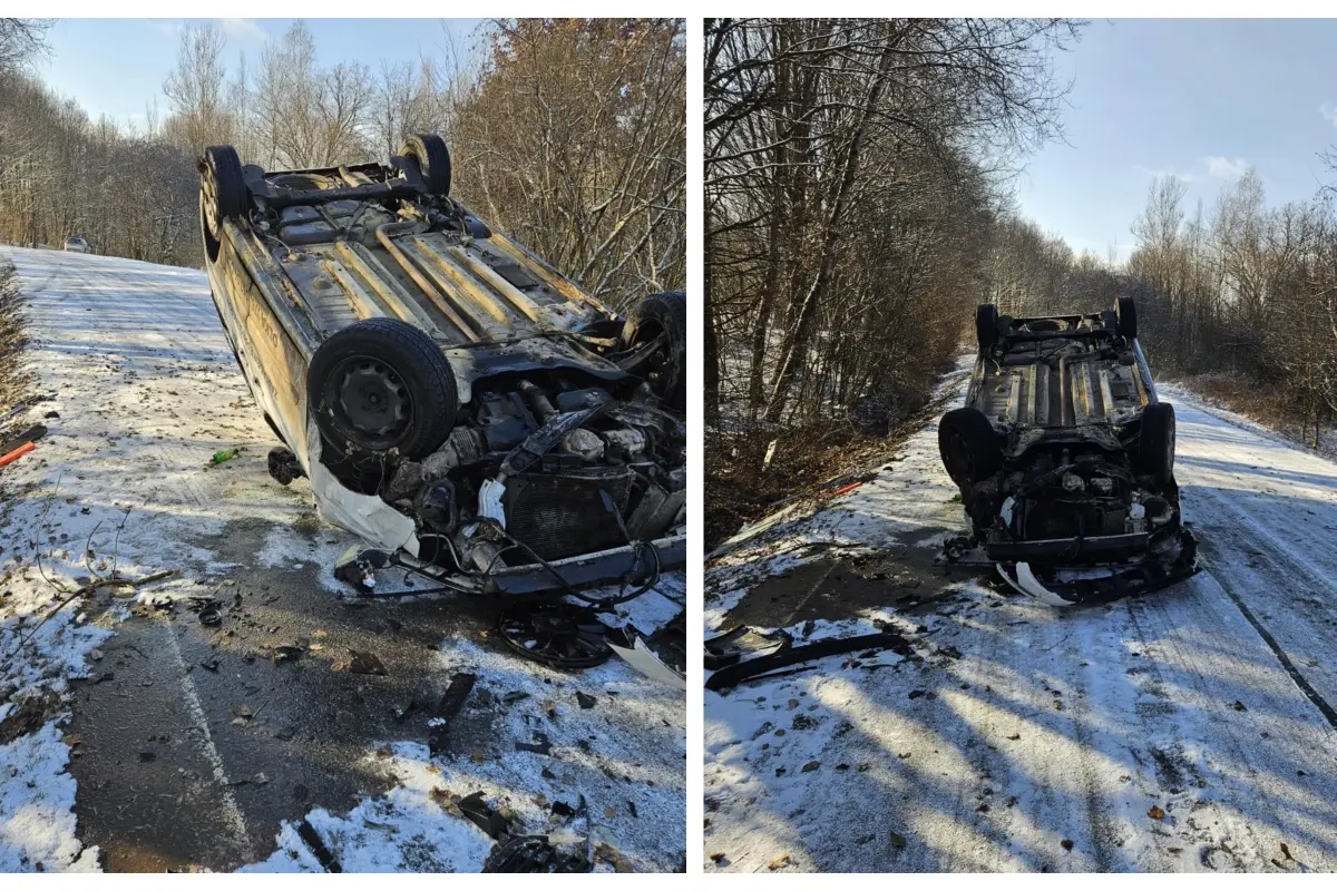 Foto: Hrozivo vyzerajúca nehoda v okrese Medzilaborce: Osobné auto skončilo prevrátené na streche