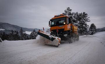 Správa a údržba ciest PSK vyslala za posledných 24 hodín do terénu 116 mechanizmov