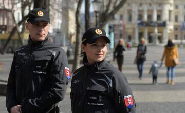 Zvýšia policajtom platy? Vláda chce prilákať nových a motivovať súčasných, aby neodchádzali