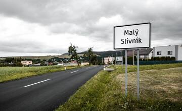 FOTO: Do nových ciest vrazili státisíce. V okrese Prešov sa môžu šoféri tešiť na kilometre novej vozovky