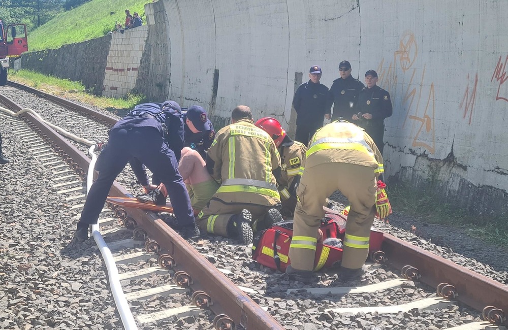 FOTO: Humenskí hasiči preskúšali svoje sily na medzinárodnom cvičení v Poľsku, foto 10