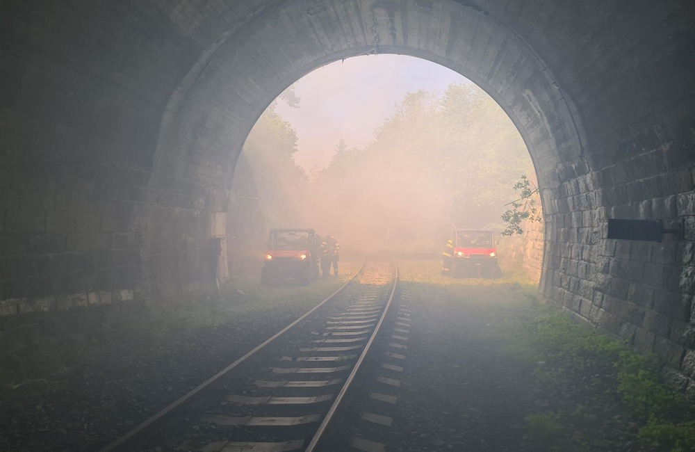 FOTO: Humenskí hasiči preskúšali svoje sily na medzinárodnom cvičení v Poľsku, foto 15