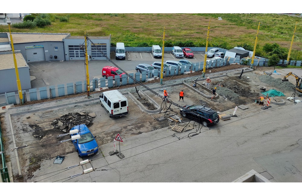 FOTO: Staré midibusy mestskej hromadnej dopravy v Prešove nahradia elektrické, foto 1