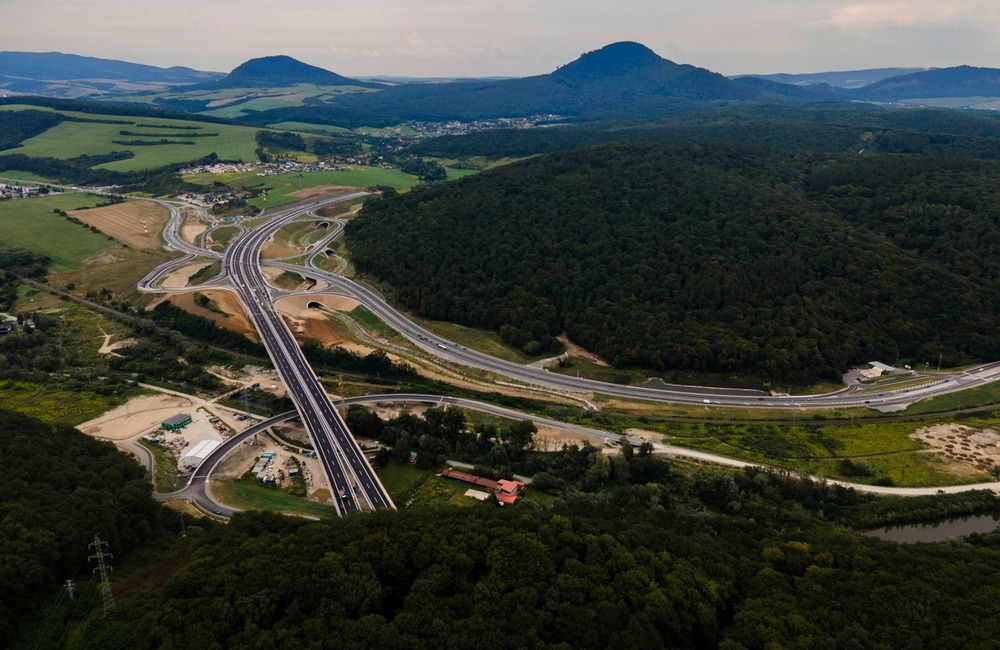 FOTO: Prešovská R4 bude čoskoro otvorená, foto 1