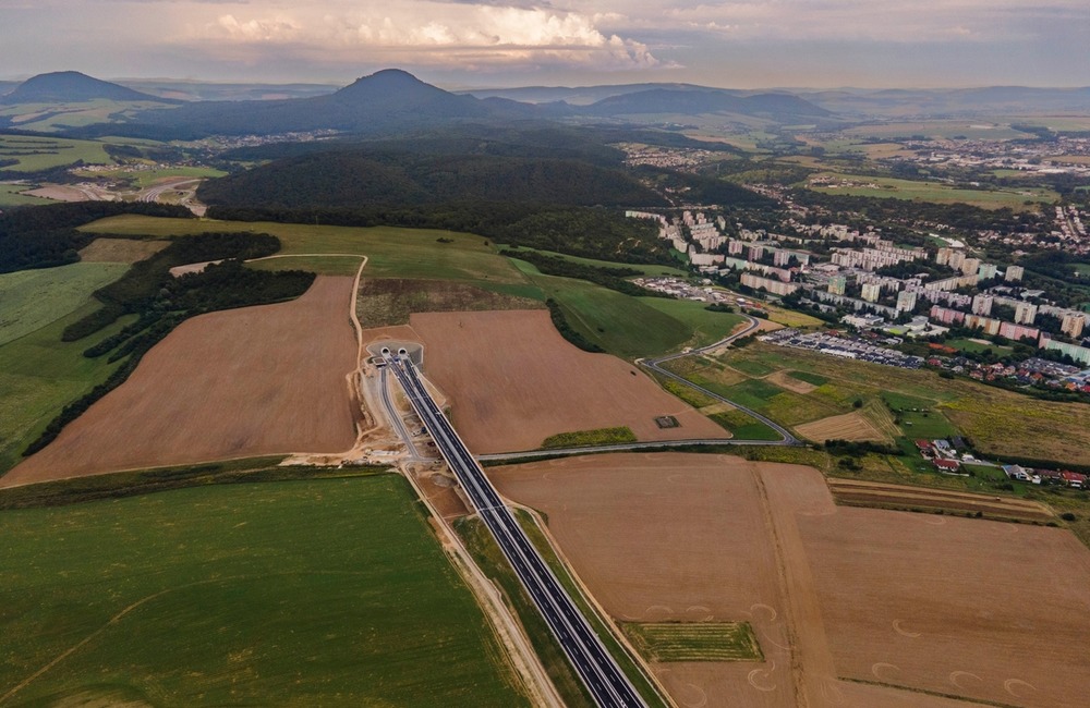 FOTO: Prešovská R4 bude čoskoro otvorená, foto 23