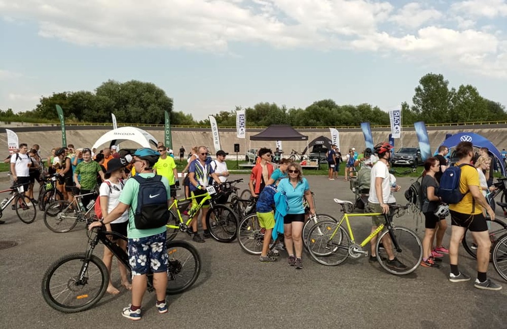 FOTO: Na Prešovskom cyklomaratóne štartovalo 400 ľudí. Ich cieľom bolo ukázať, že aj cyklisti patria na cesty, foto 2