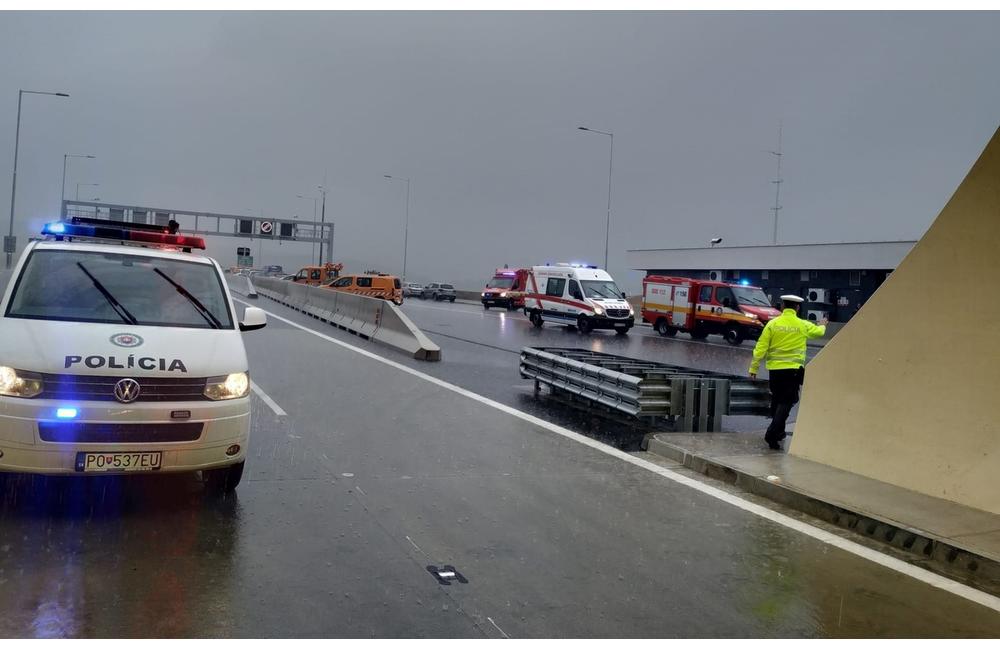 FOTO: V prešovskom tuneli Bikoš horelo, záchranné zložky tam mali simulovanú haváriu, foto 5