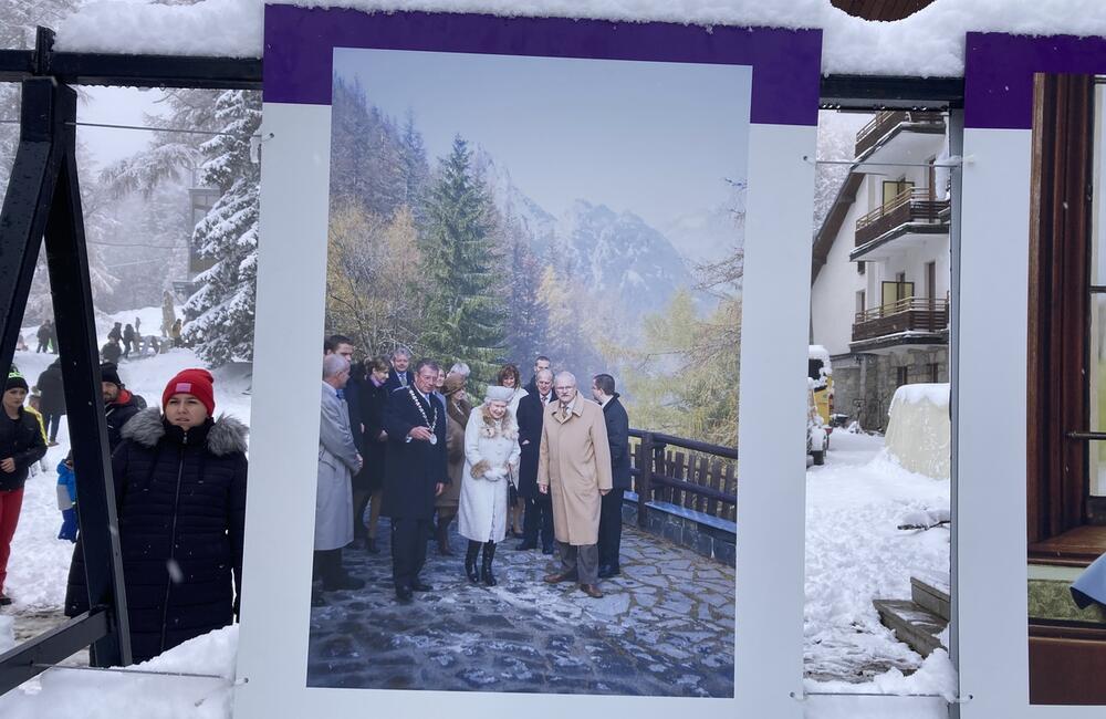 FOTO: Tatranský ľadový dóm na Hrebienku je otvorený. Interiér zdobí Westminsterské opátstvo, foto 20