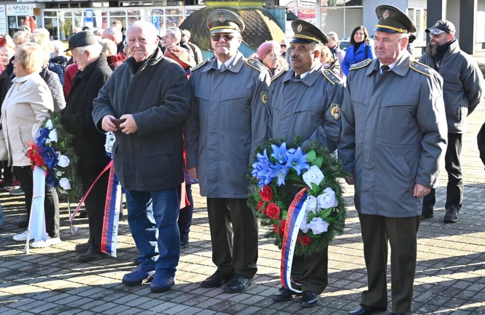 FOTO: Oslava 79. výročia oslobodenia od fašizmu v Snine a Humennom, foto 7