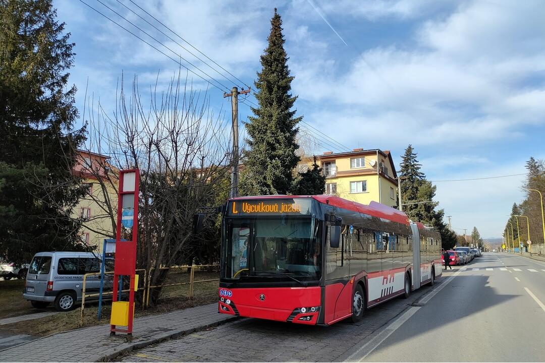 FOTO: Parciálne trolejbusy v uliciach Prešova, foto 1