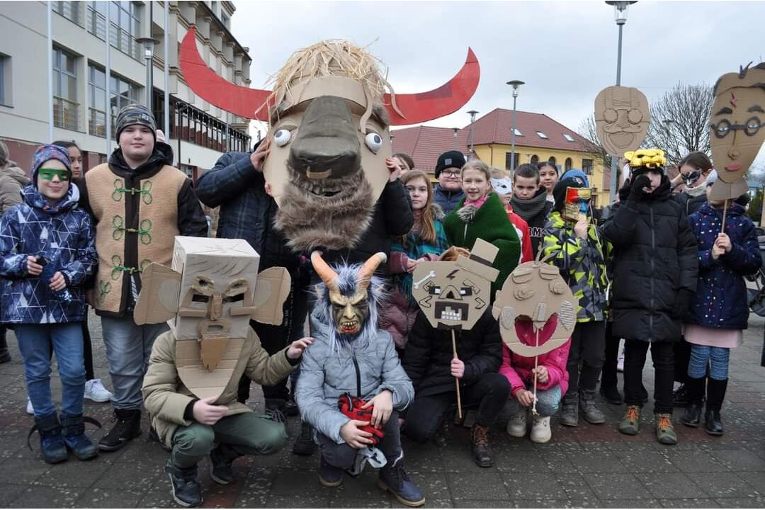 FOTO: Giraltovčania sezónu ukončia fašiangovou zábavou, foto 1