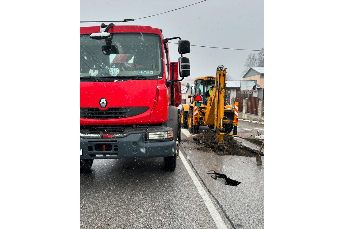 FOTO: Havária vodovodného potrubia v Levoči, foto 2