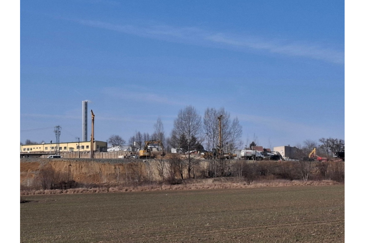 FOTO: Výstavba novej vojenskej nemocnice v Prešove zo sekčovskej strany, foto 3